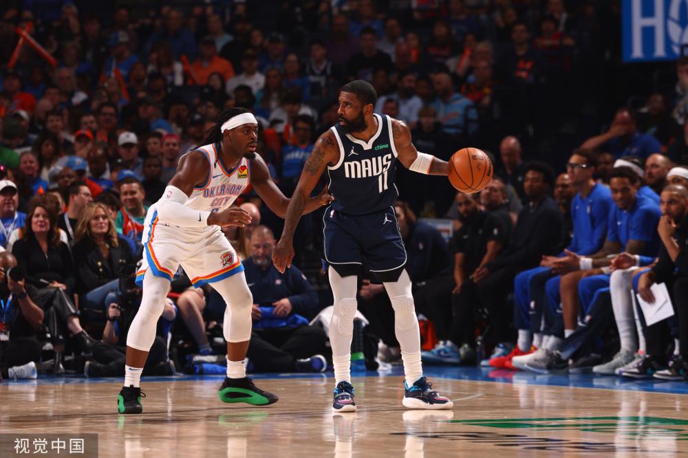 显示了他在 显示了他在