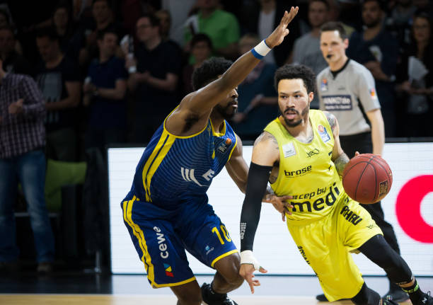 的李永波 的李永波