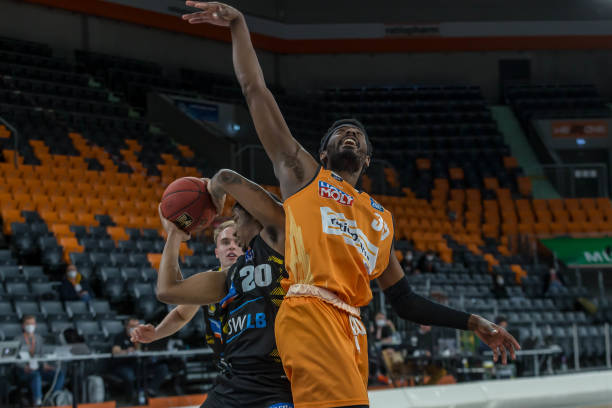 个瞬息万变 个瞬息万变