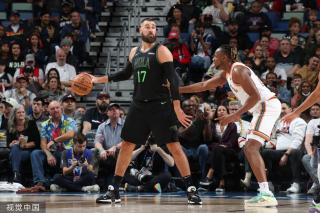 而不是对他 而不是对他