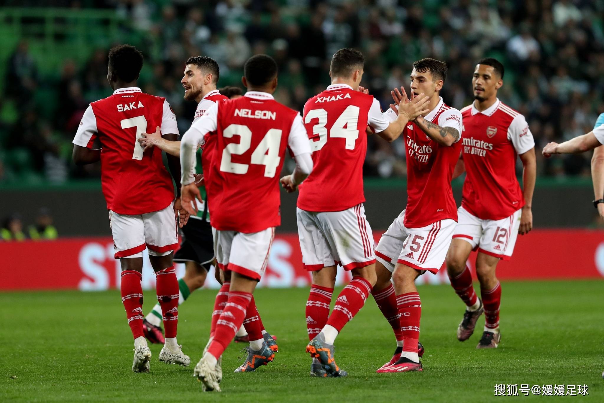 完整且富有 完整且富有